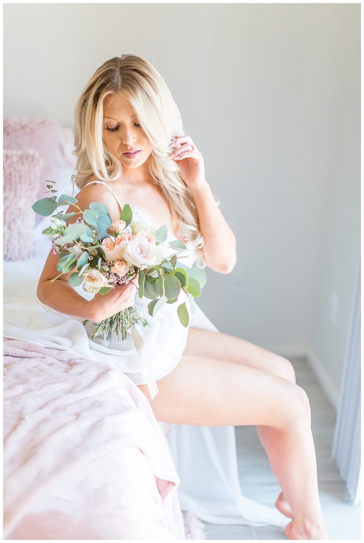 Tucson Bridal Boudoir Session Featured on Let's Bee Together_0007.jpg