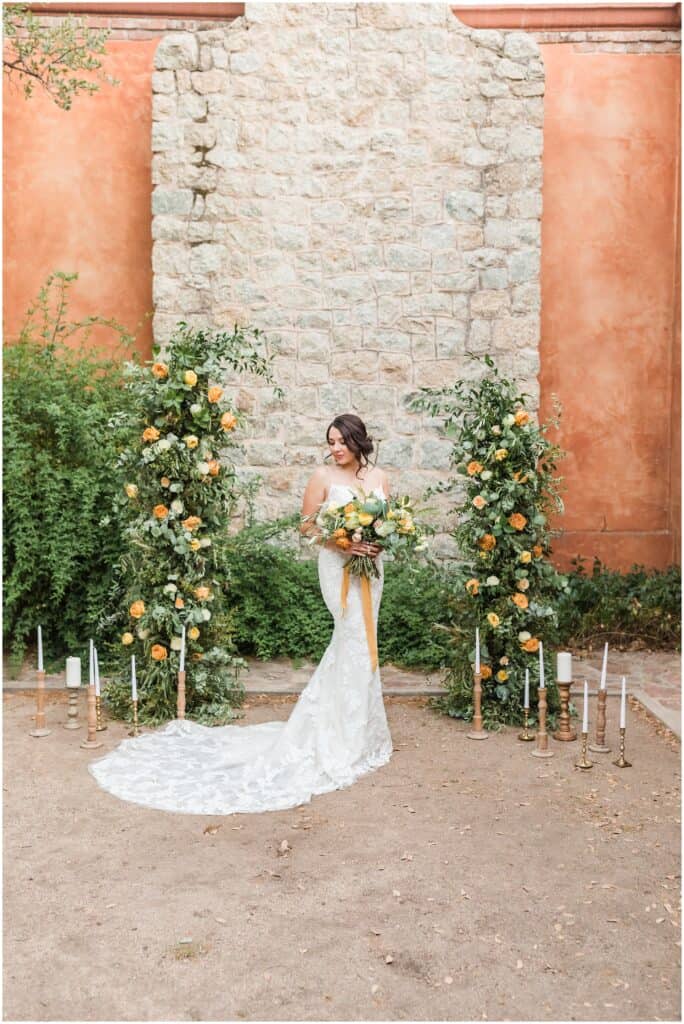 Rancho Robles Wedding Venue is located in Oracle, AZ. This outdoor Tucson wedding venue offers towering trees, lush lawns, and a beautiful hacienda building.