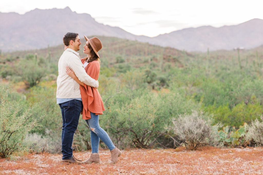 What to wear to your desert engagement session.